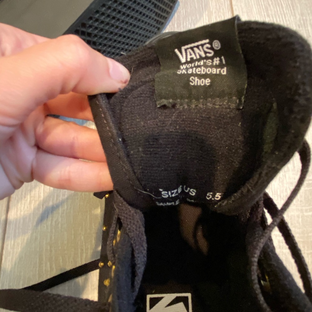 Hightop Vans - Picture 5 of 5